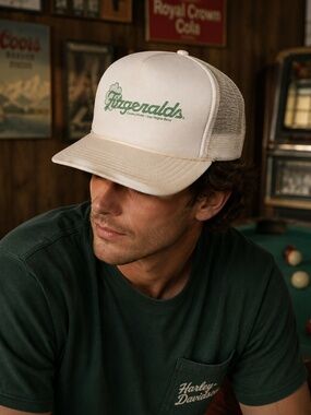 Vintage Royal Pacific Fitzgeralds Casino Hotel Las Vegas Reno Trucker Hat